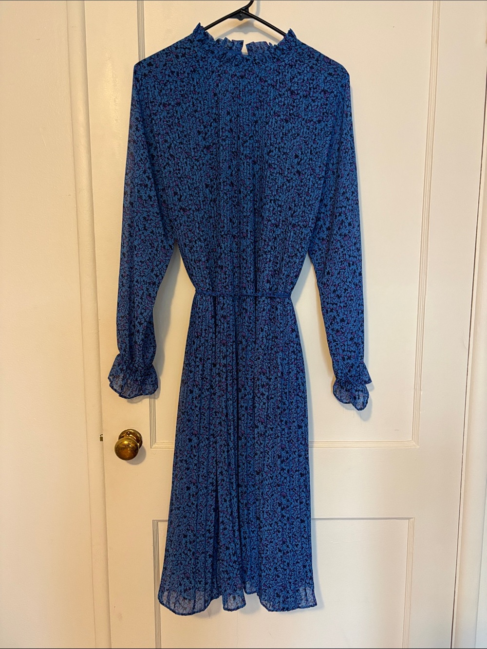 Blue Floral Long-Sleeve Midi Dress with Ruffle Neck